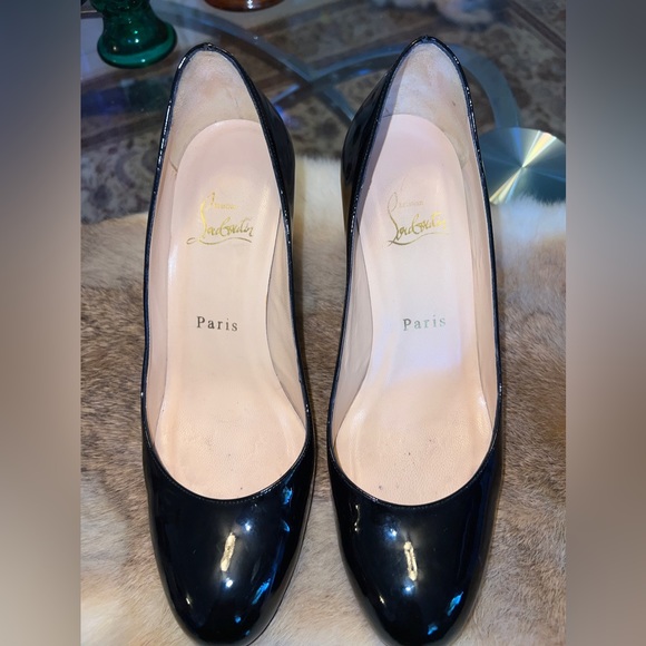 Christian Louboutin Patent
Leather Pumps It 37 black 85mm - Picture 3 of 15
